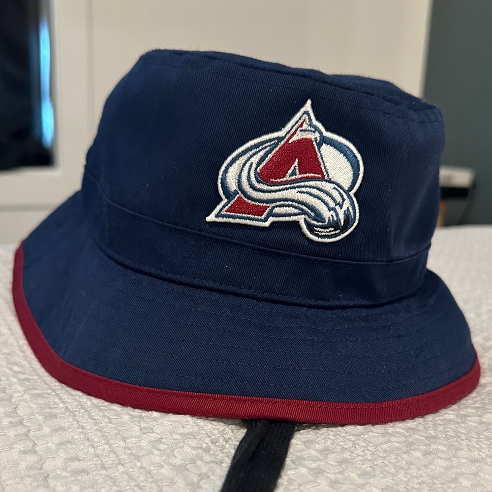 Adult Colorado Avalanche Navy and Red Bucket Hat